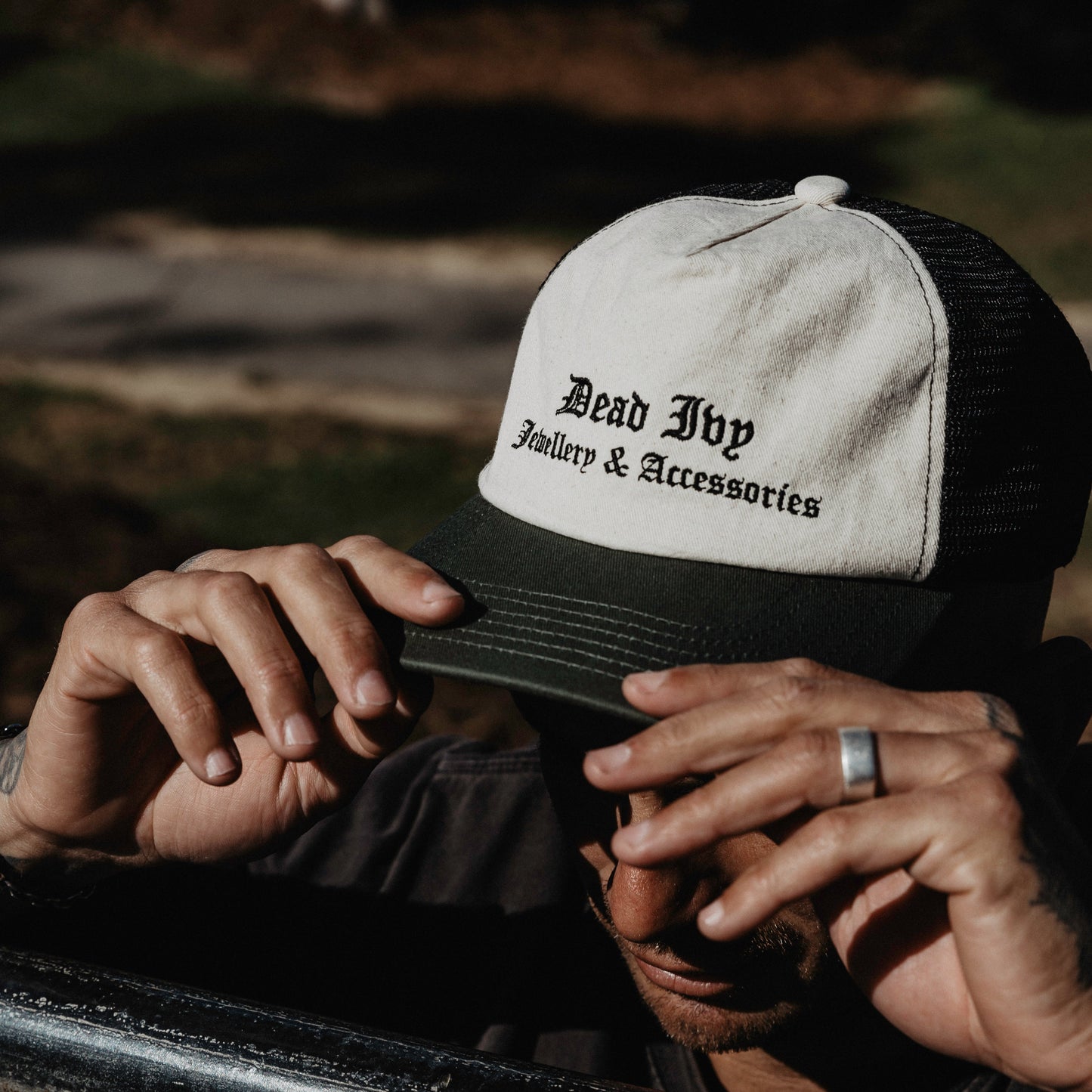 Dead Ivy Trucker