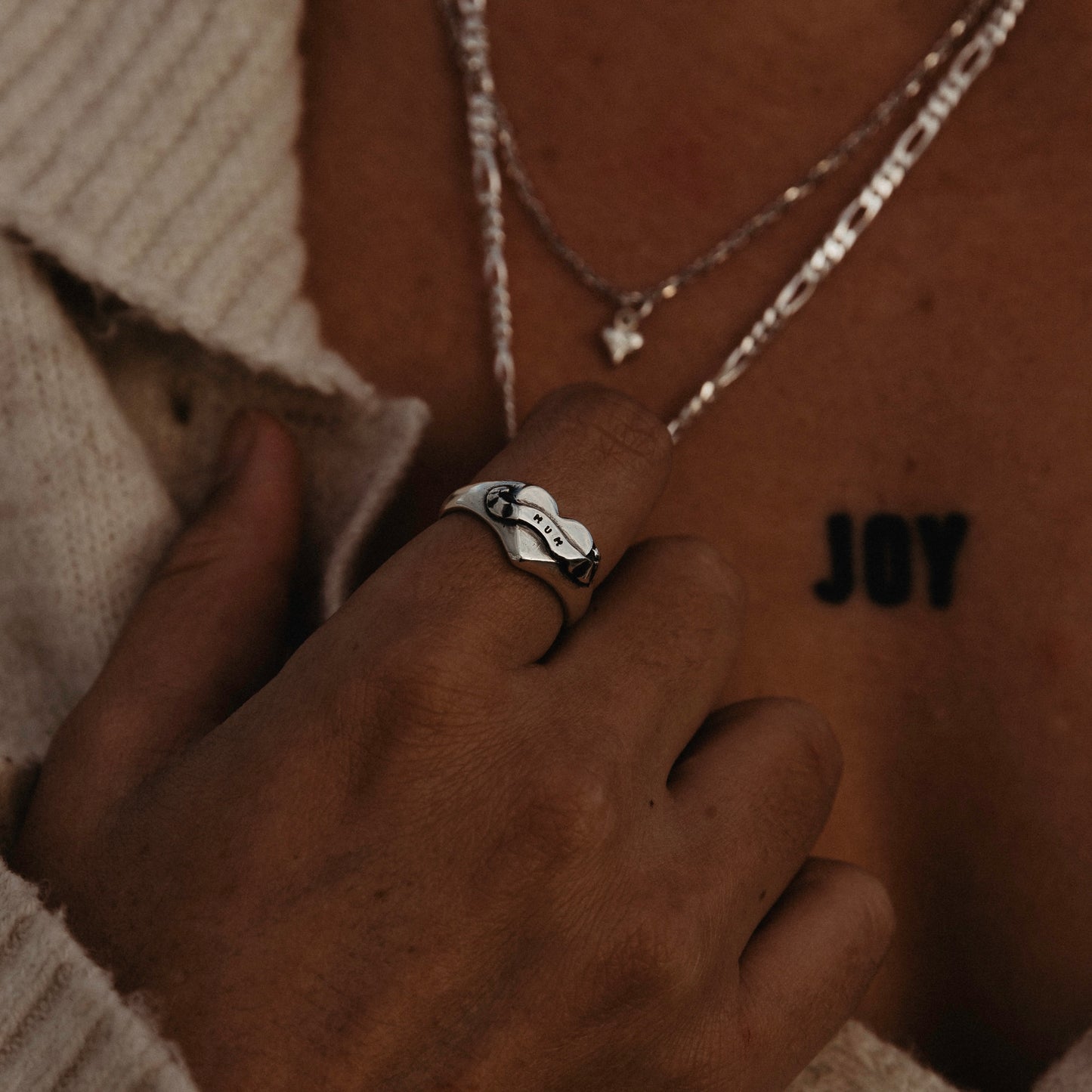 Heart & Scroll - Customisable