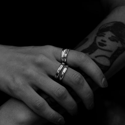 Boobs - 9ct. Stacker