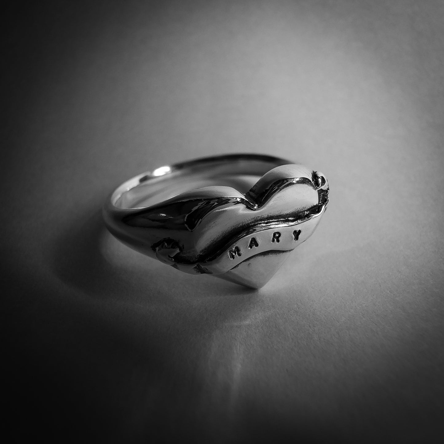 Heart & Scroll - Customisable