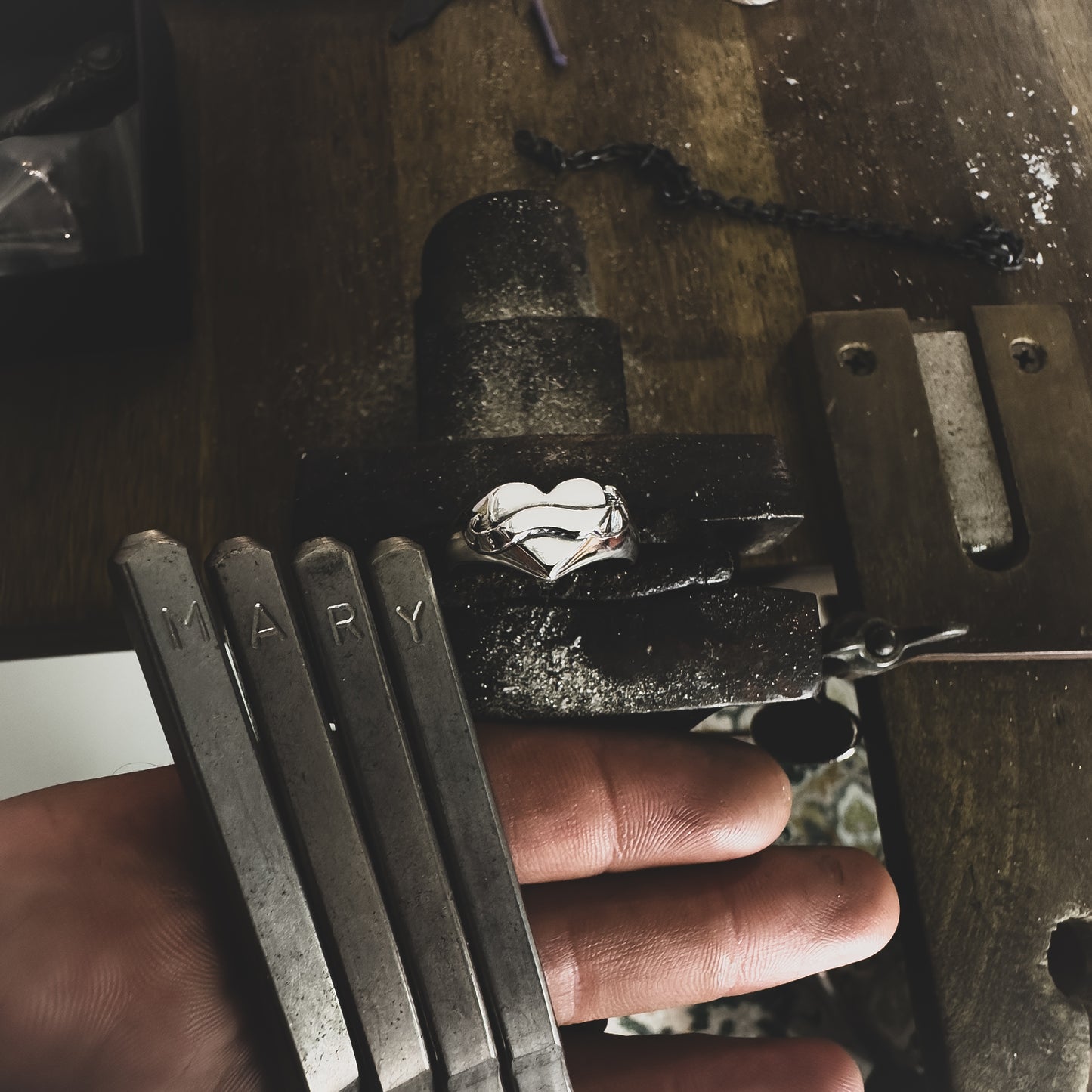 Heart & Scroll - Customisable