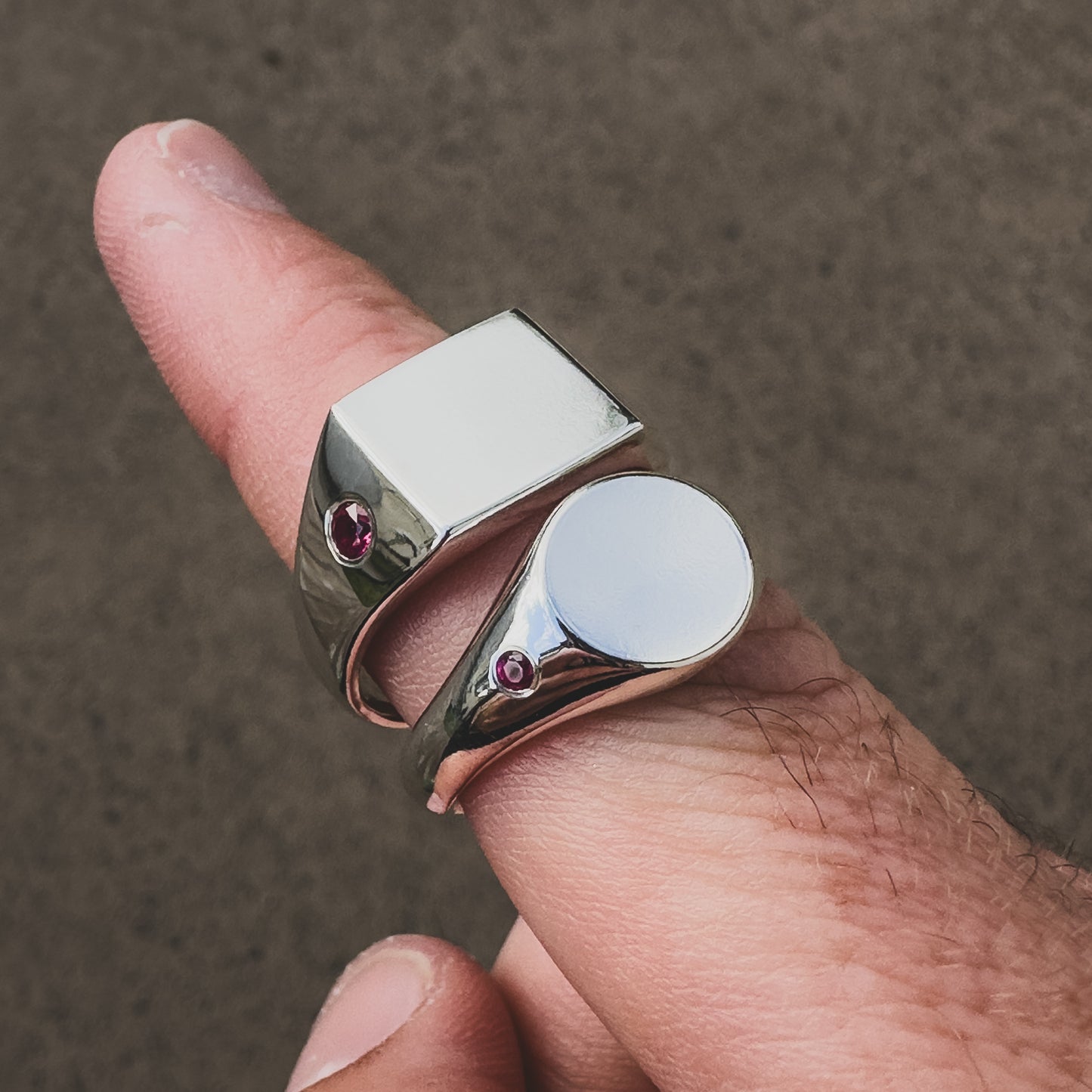 Square Signet