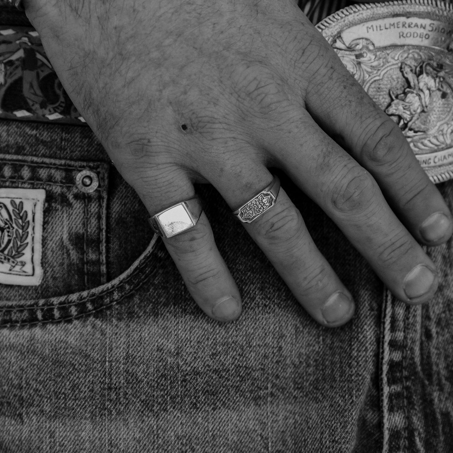 Square Signet