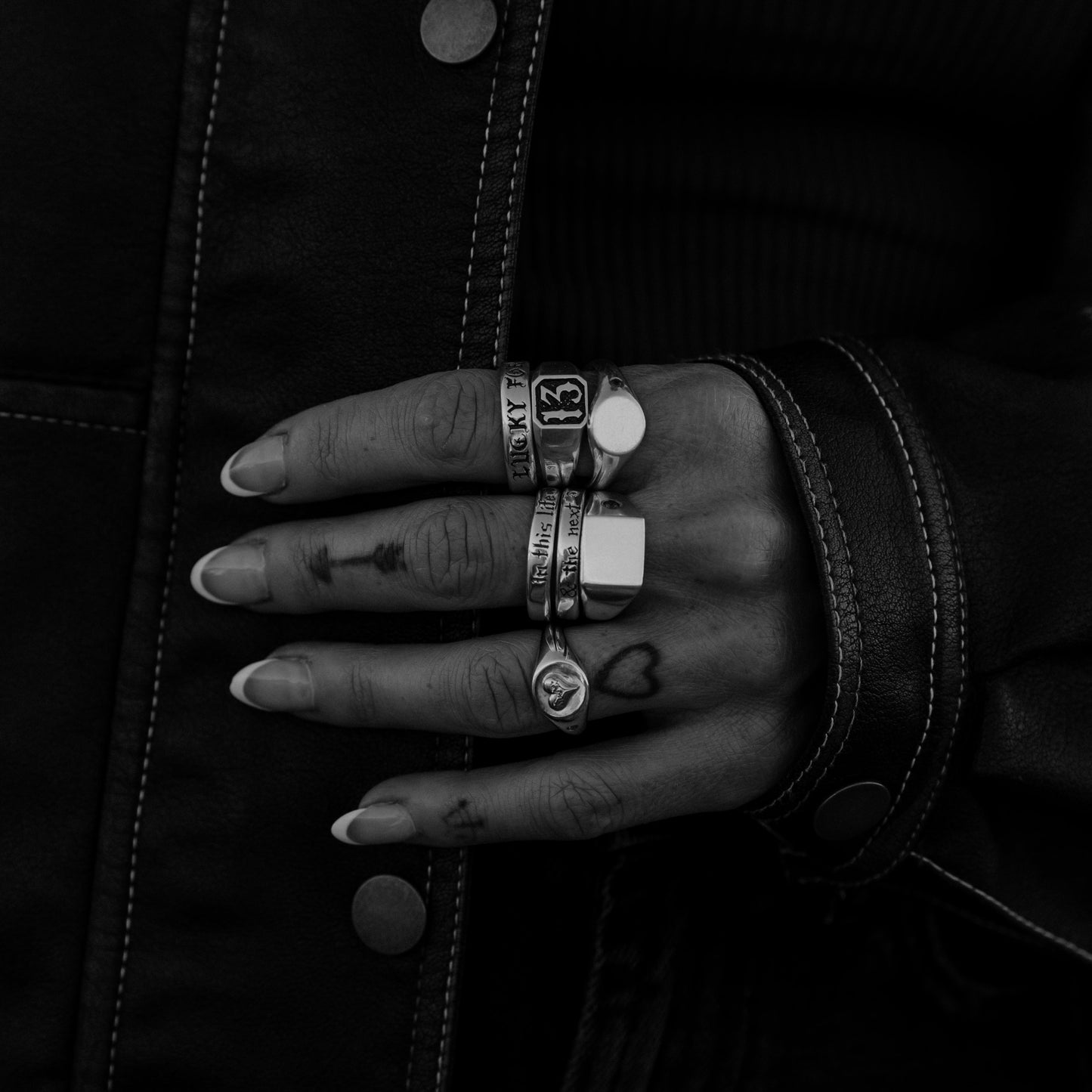 Round Signet